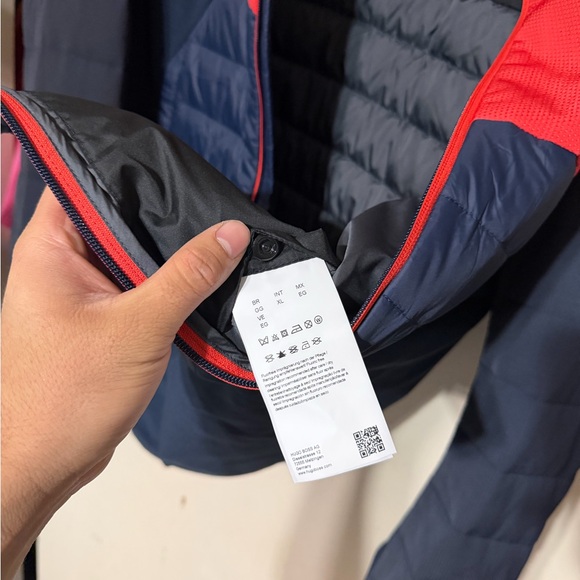 Hugo Boss Jacket - Picture 6 of 6